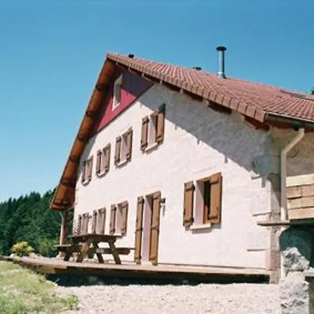 Vakantiehuis Grande Ferme Renovee A Chevre Roche, 8 Chambres, 15 Personnes, Avec Wi-fi - Fr-1-589-788